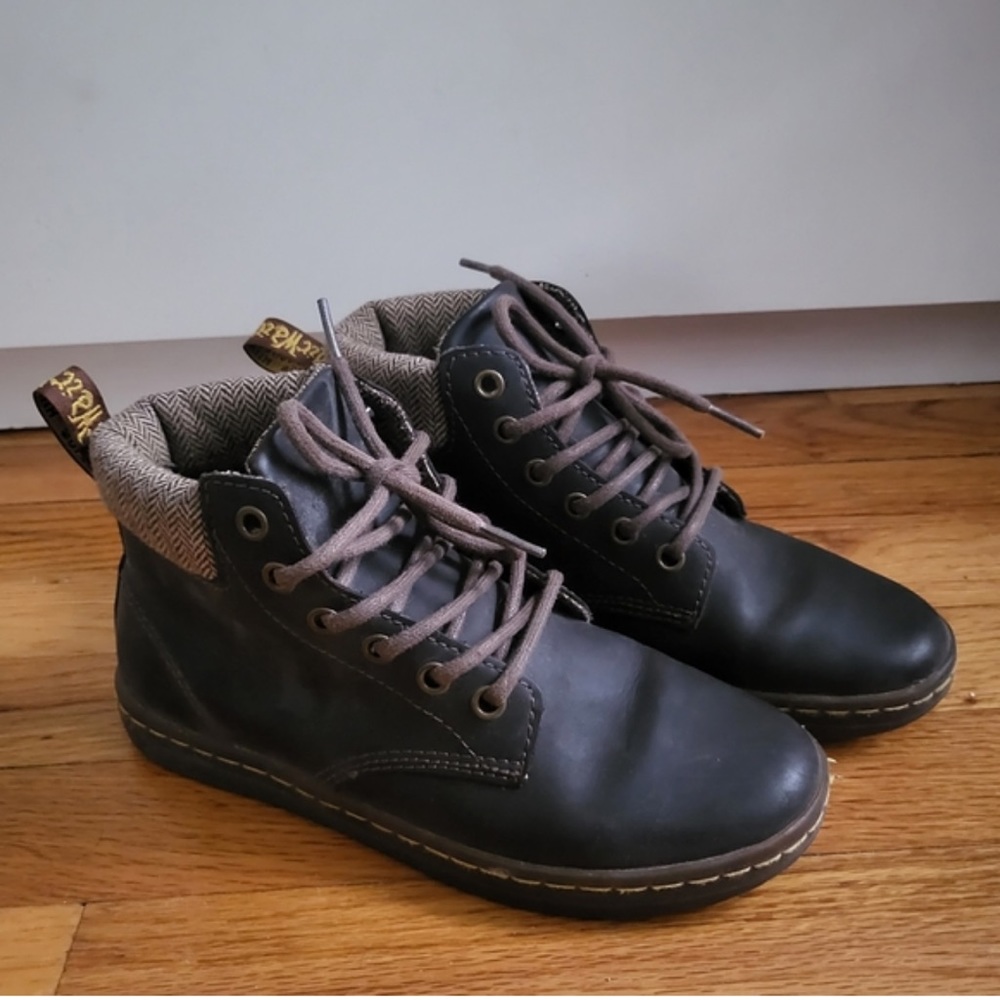 Brown leather high top Maelly doc marten boots shoes